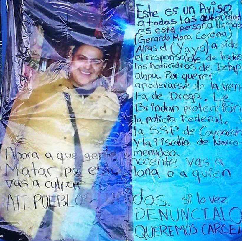 c4jimenez's tweet photo. TIENE ORDEN de APREHENSIÓN “EL SEÑOR de la LETRA”
Gerardo Mora Corona
Le decían El Yayo, ahora exige q le digan Señor de La Letra.
Salió de prisión, y debía presentarse ante un juez para seguir libre.
No lo hizo, y se reactivó su arresto.
Ahora extorsiona, secuestra,despoja, tirotea…
Si lo ubica avise a @SSC_CDMX @SSPCMexico @PDI_FGJCDMX