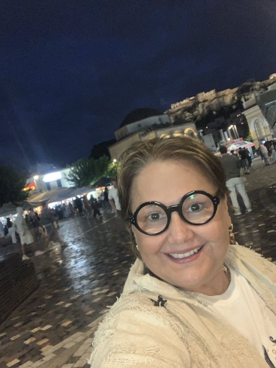 Tegapi1's tweet photo. Atenas https://t.co/rnGWjduQRh