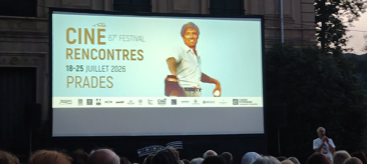 NewsNeus's tweet photo. Avui, Robert Redfor al 67è festival de @cinerencontres de #Prada!
Nit a la fresca, al parc de #ChateauDePams. Això fa #estiu! #Conflent #CatalunyaNord
@casalperpinya
@CasalConflent https://t.co/wyKZy5q2nX