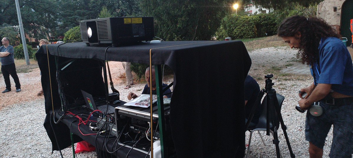 NewsNeus's tweet photo. Avui, Robert Redfor al 67è festival de @cinerencontres de #Prada!
Nit a la fresca, al parc de #ChateauDePams. Això fa #estiu! #Conflent #CatalunyaNord
@casalperpinya
@CasalConflent https://t.co/wyKZy5q2nX