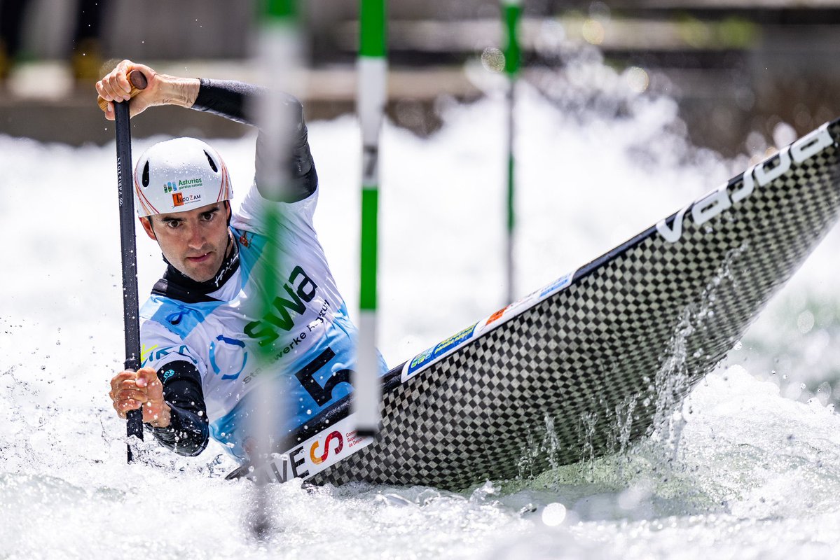 COE_es's tweet photo. ¿¿¿PODEMOS DEJAR DE SER CAMPEONES DEL MUNDO EN ALGÚN DEPORTE???

MIQUEL TRAVÉ ES EL NUEVO CAMPEÓN DEL MUNDO DE C1 PIRAGÜISMO SLALOM https://t.co/UDtCUDtrUK