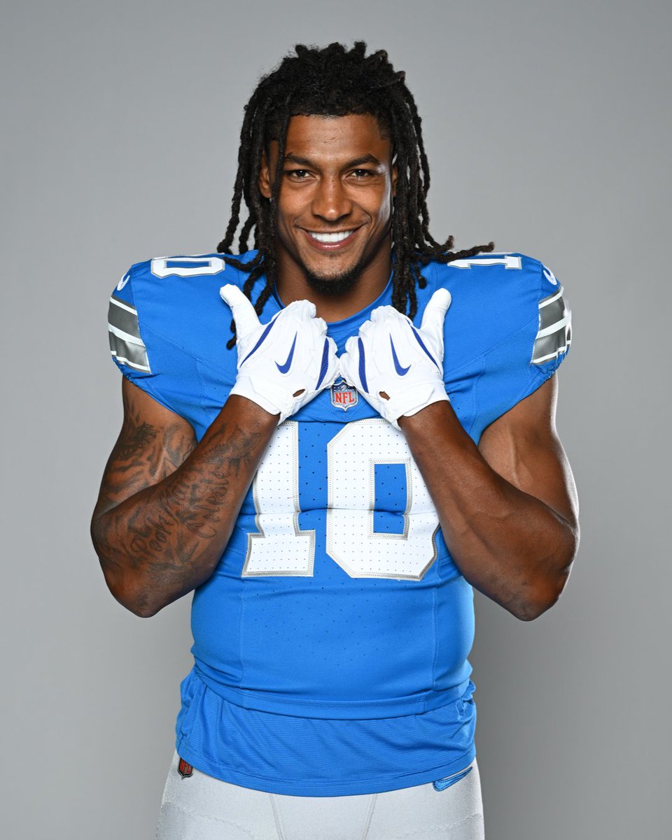 NFL's tweet photo. Time to eat with a new team 🍽️

@isiah_pachecoRB | @Lions https://t.co/fUZ2gImCsQ