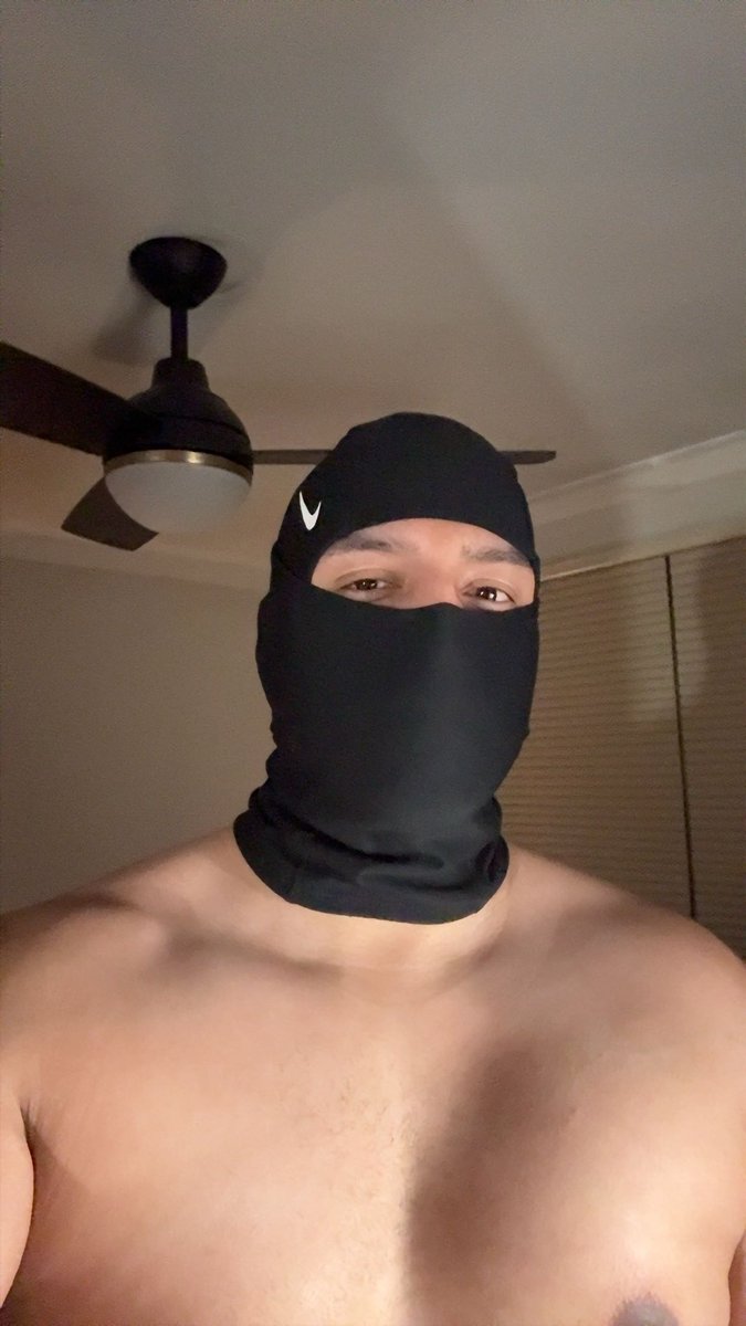 rhodythicc's tweet photo. Who’s ready to serve? #skimask #kinky #rubber #latex #dom https://t.co/K5ANtjNtSq