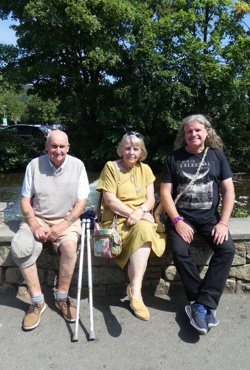 Sitehutseamstr1's tweet photo. My annual meet-up with my old Mum and Dad in Bakewell.  The three of us are another year older, a bit more knocked about, a bit more ragged, but I'm so glad we can still all do this.

#wildman #greenman #notallwhowanderarelost #bakewell #derbyshire #peakdistrict #mumanddad https://t.co/qoyOiMZM71
