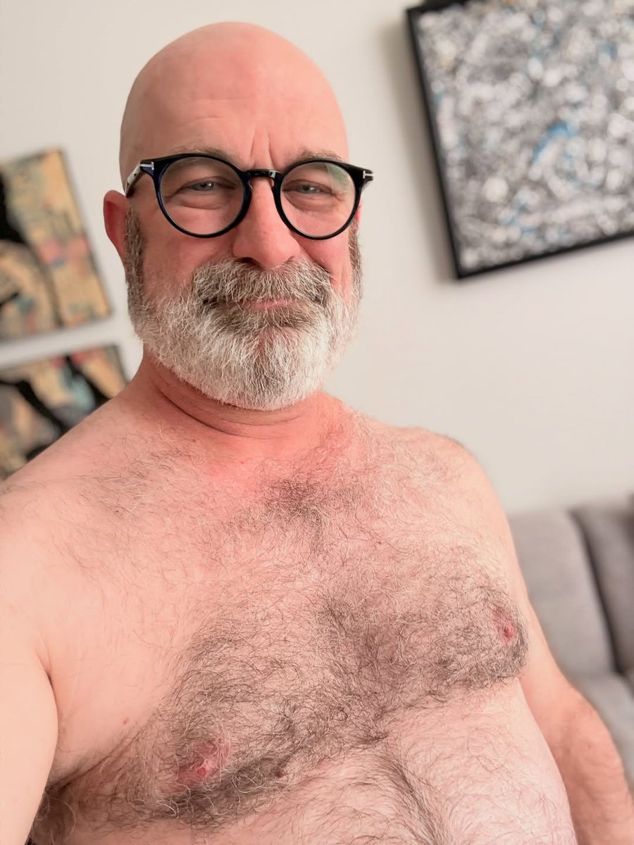 pocket_daddy_'s tweet photo. Any hookup girls here?? https://t.co/4qVnnUIgio
