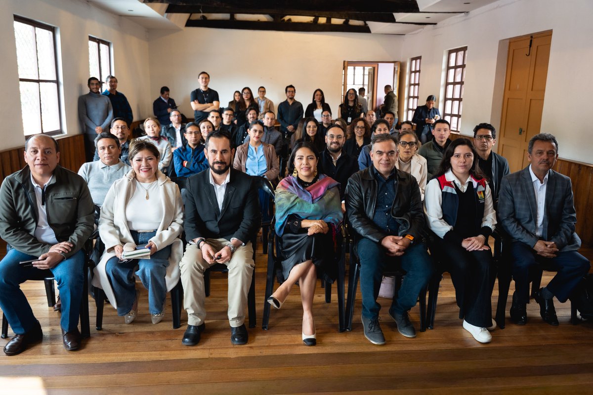 MarisolPenaloz2's tweet photo. Abrimos las puertas al Primer Encuentro de Planificación Estratégica Zona 6 junto a Azuay, Cañar y Morona Santiago. 🤝

Desde la @AlcaldiaCuenca1 proyectamos nuestra región hacia el 2040, uniendo capacidades para crear más oportunidades para la ciudadanía.

#QueCuencaNosUna https://t.co/puN0lj2XRt