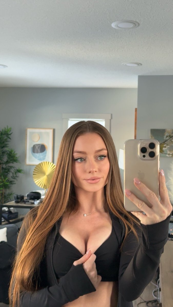 Angel tweet media