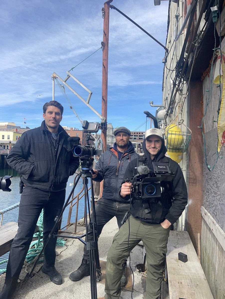 dylanforchrist6's tweet photo. So special to be back up in Maine working on a new project
& Growing up in Boston, we have been coming to
Maine our entire lives to visit our nona who lived an hour north of Portland.
Here are a few behind the scenes shots from our recent shoot with our friends bangsislandmussels! Thank you to the entire Moretti Family for the hospitality and welcoming us into your world!