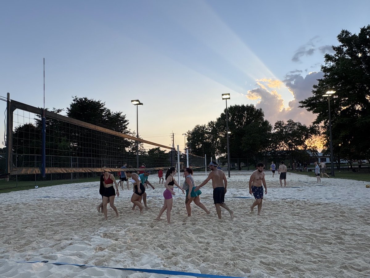 Rally Volleyball tweet media