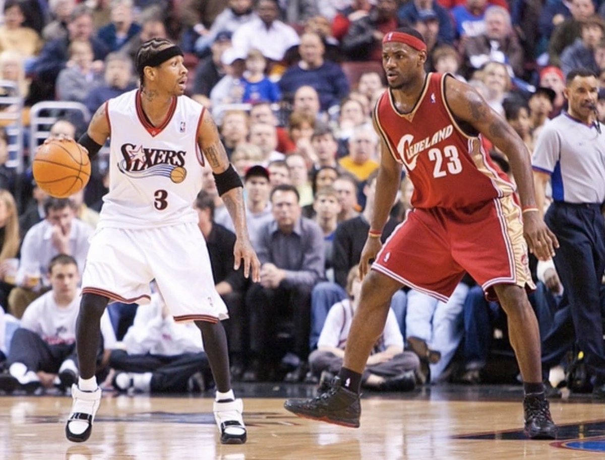 timelesssports_'s tweet photo. (2006) Iverson vs LeBron. 😮‍💨 https://t.co/aJi4JMQw6b