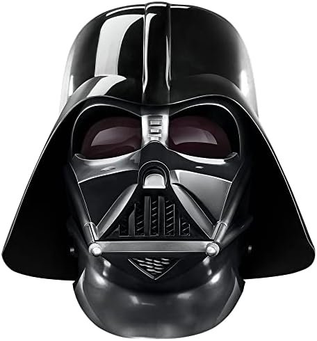 tomiivela's tweet photo. El casco de Roro en La Velada https://t.co/3wtRFCHT5z