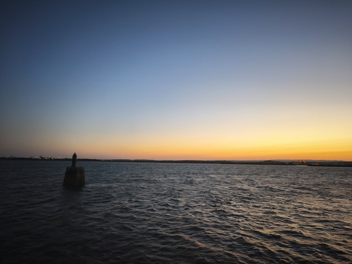 gutisolis's tweet photo. Ayamonte, en el Mundial de los atardeceres, tendría varias estrellas. https://t.co/2xNBUcrmcu
