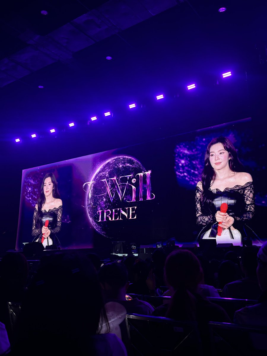 jaerenes's tweet photo. still jet lagged and so much happened for me to get here but i’m so thankful for getting to see irene in bangkok and experiencing an unforgettable night. she is truly an angel and an amazing performer. this was a once in a lifetime experience i couldn’t miss. https://t.co/jSSElx1PJU