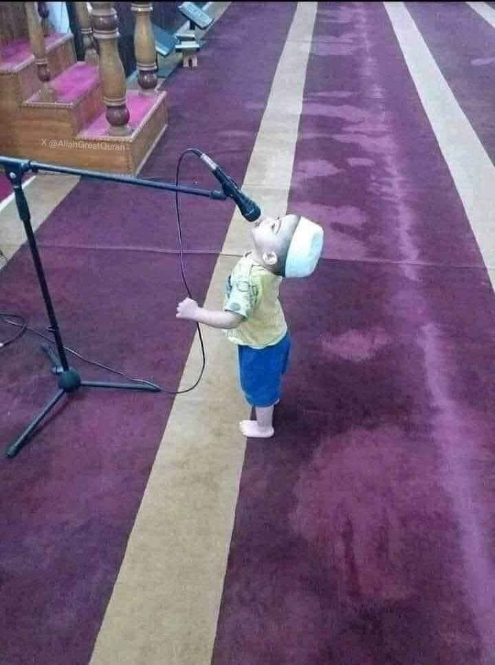 AllahGreatQuran's tweet photo. Future Hafiz will give the Athan.… Ma’Sha’Allah https://t.co/drkpcacqGr