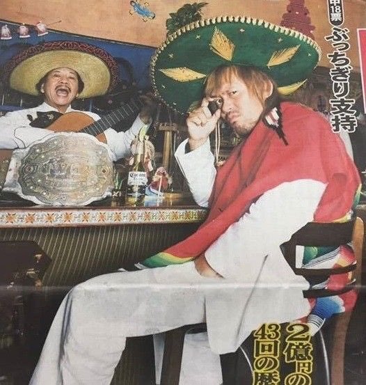 thatguydexter1's tweet photo. What 1 sip of Corona does to somebody https://t.co/xYxyOwlh40