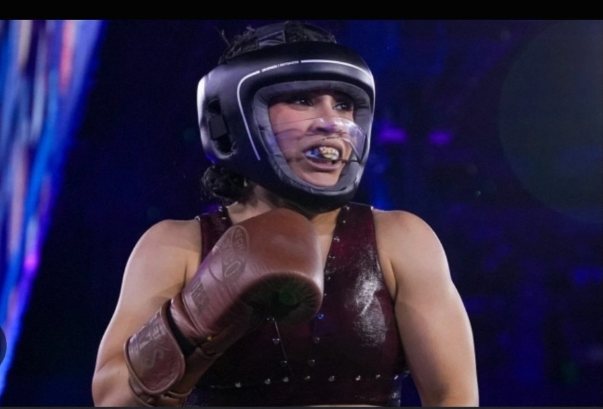 banuggets's tweet photo. @TndenciaStream Pero el casco de supernova era asi https://t.co/mlzPw6SVPN