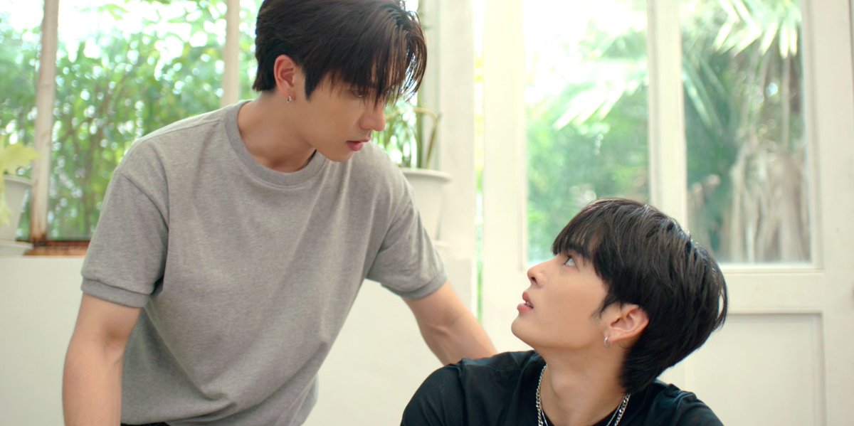 GMMTV's tweet photo. รีแอคตะวันกับอารัญคือ 555555555555555555 รู้เลยชะตากรรมข้างหน้าจะเป็นยังไง
#PeachAndMeSeriesEP3
@perthppe @Ppsanta https://t.co/rOyRcHbX97