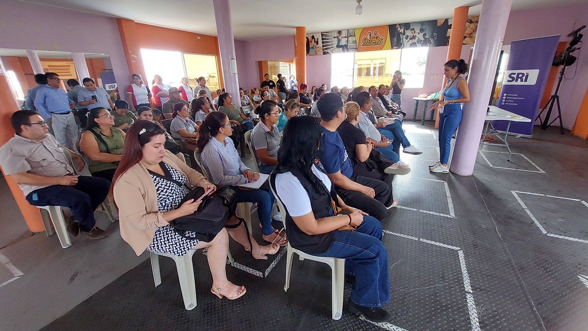 MiguelE_SRI's tweet photo. #SRIzonal7
🤝 Impulso al emprendimiento local | El #SRIElOro, junto al NAF de la #UTMACH, capacitamos a emprendedores sobre requisitos, trámites y obligaciones del RUC.
Una alianza estratégica para promover el cumplimiento tributario responsable. 🇪🇨 https://t.co/srodq5g4ar