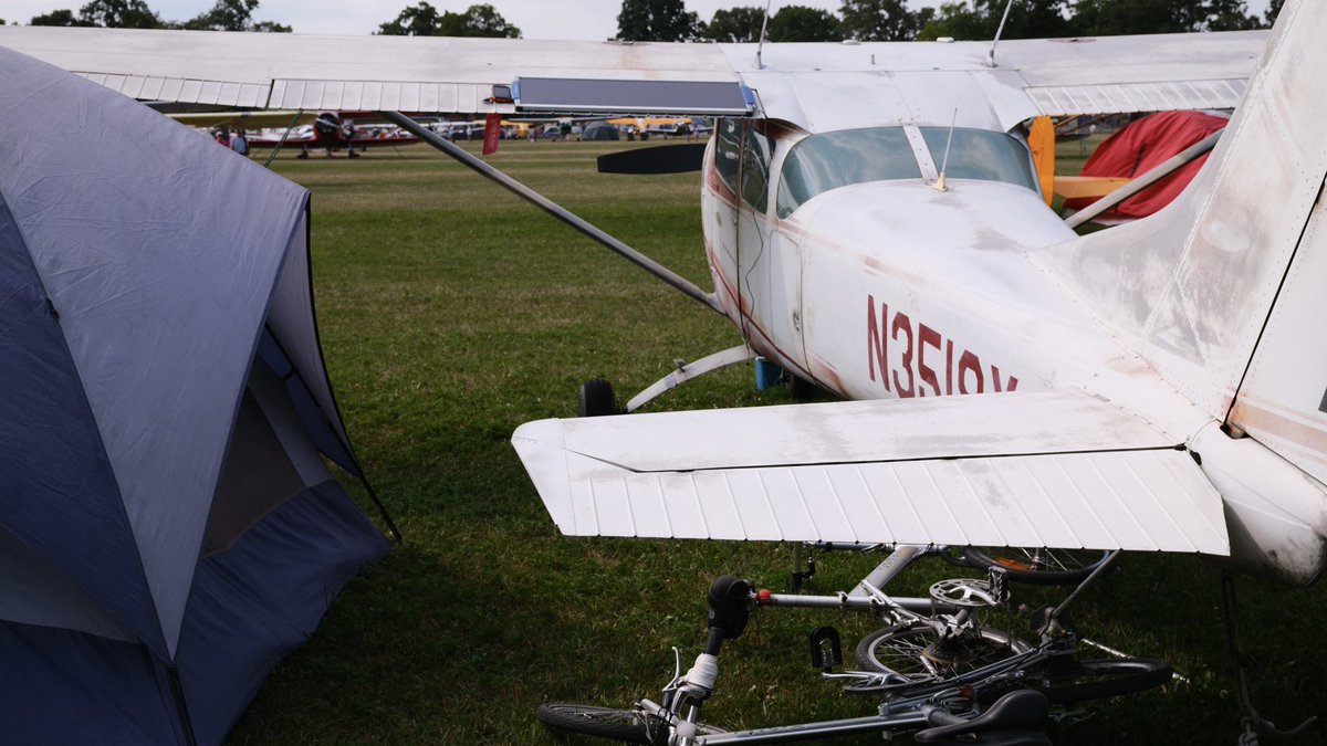 cerephus's tweet photo. Last day at Oshkosh.  Here are some pics I took. https://t.co/84TkBWu5v8