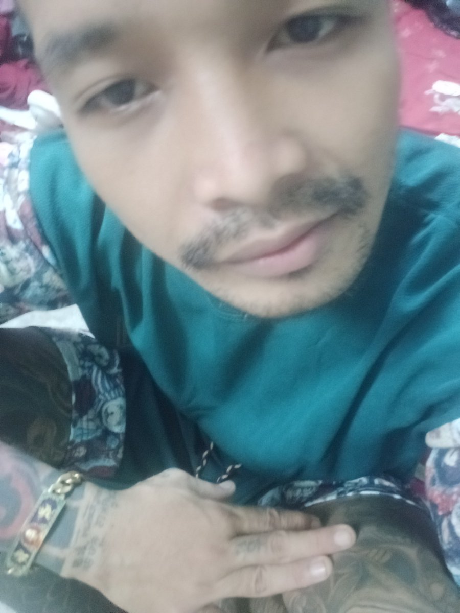 Notsohotklong6's tweet photo. #อมเสร็จแล้้วขึ้นต่อหาได้ที่ไหน
#คลองหกทักได้คับ
#คเบ้น54 https://t.co/H4SxukpolA