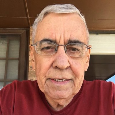 iambobshoaf's tweet photo. #NewProfilePic https://t.co/sh66EBfbK7