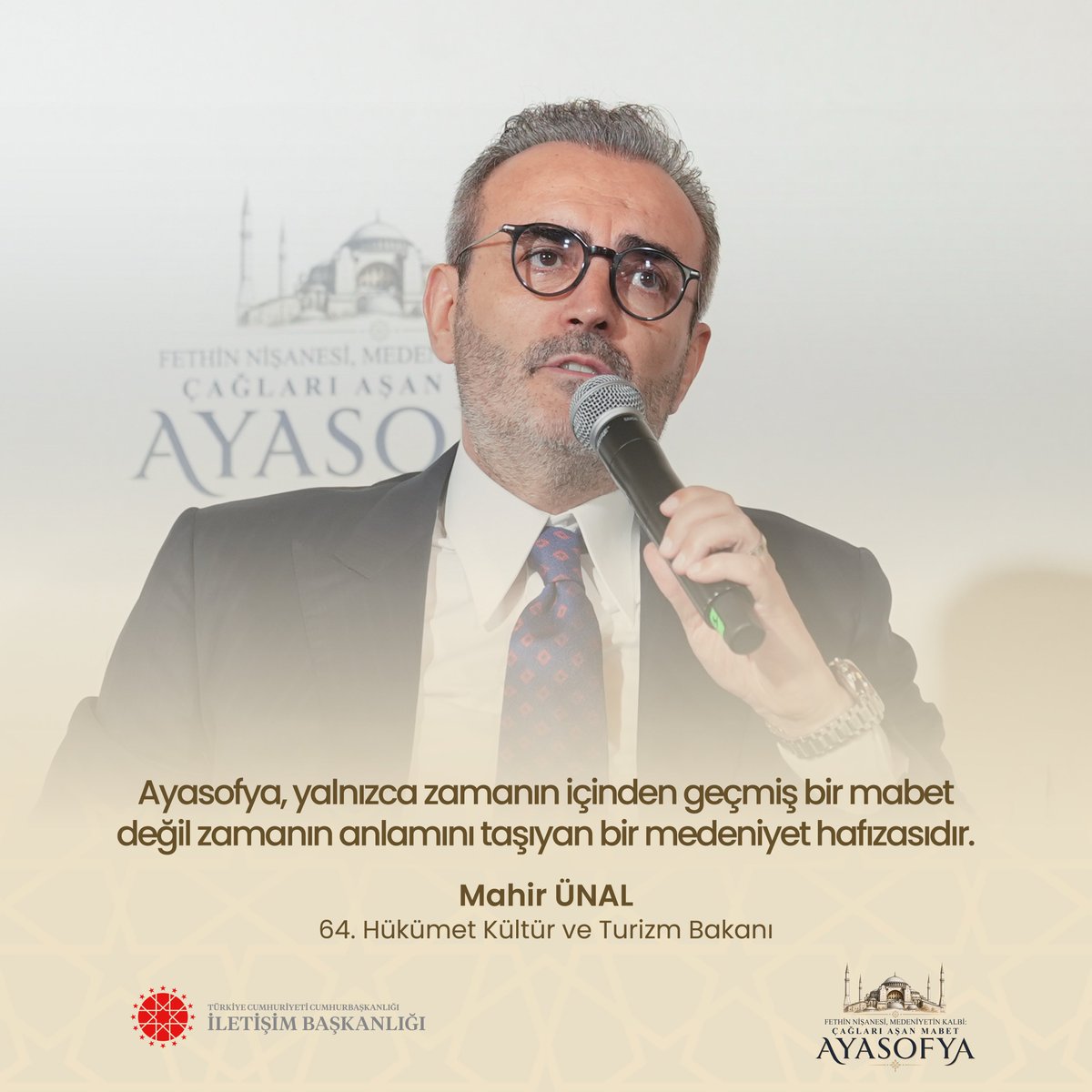 iletisim's tweet photo. Cumhurbaşkanlığı İletişim Başkanlığımız tarafından #Ayasofya-i Kebir Cami-i Şerifi'nin yeniden ibadete açılışının 6. yıl dönümü dolayısıyla "Fethin Nişanesi, Medeniyetin Kalbi: Çağları Aşan Mabet Ayasofya" paneli düzenlendi.

https://t.co/JrJcBwZa8o https://t.co/yppqFmOKVg