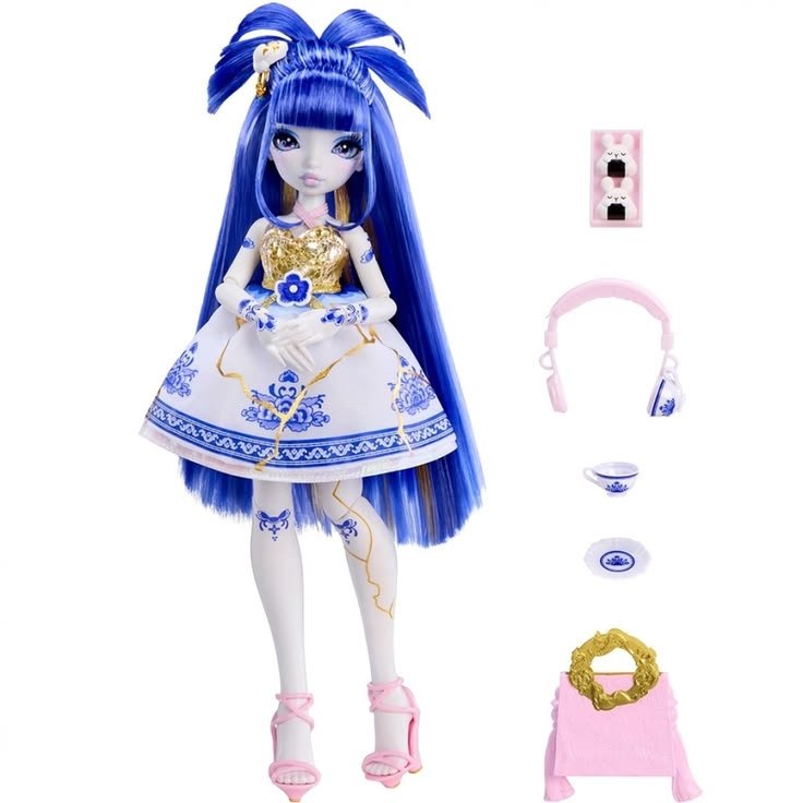 cupidtsuki's tweet photo. if i were to get a mirror mi character who should i get? https://t.co/3liaIpUM7N