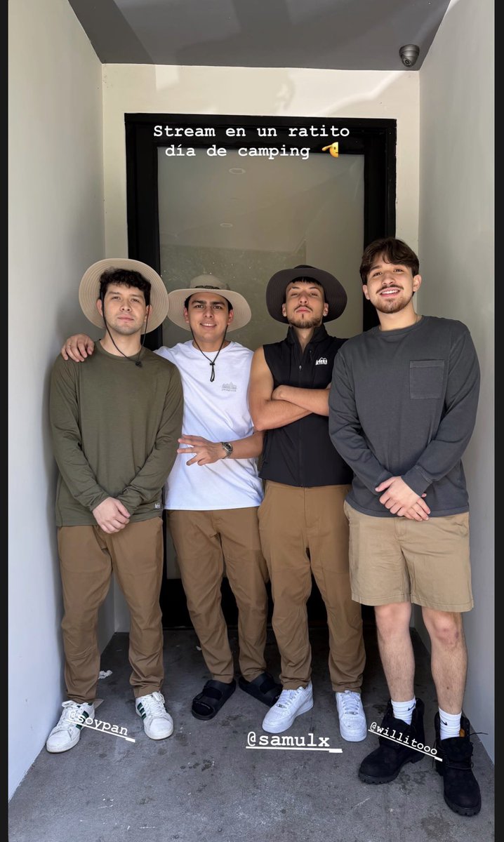 Josuslm's tweet photo. W FLOW DE WILO Y ESAS BOTAS 😂😂😂 https://t.co/3oPIQ5TDMw