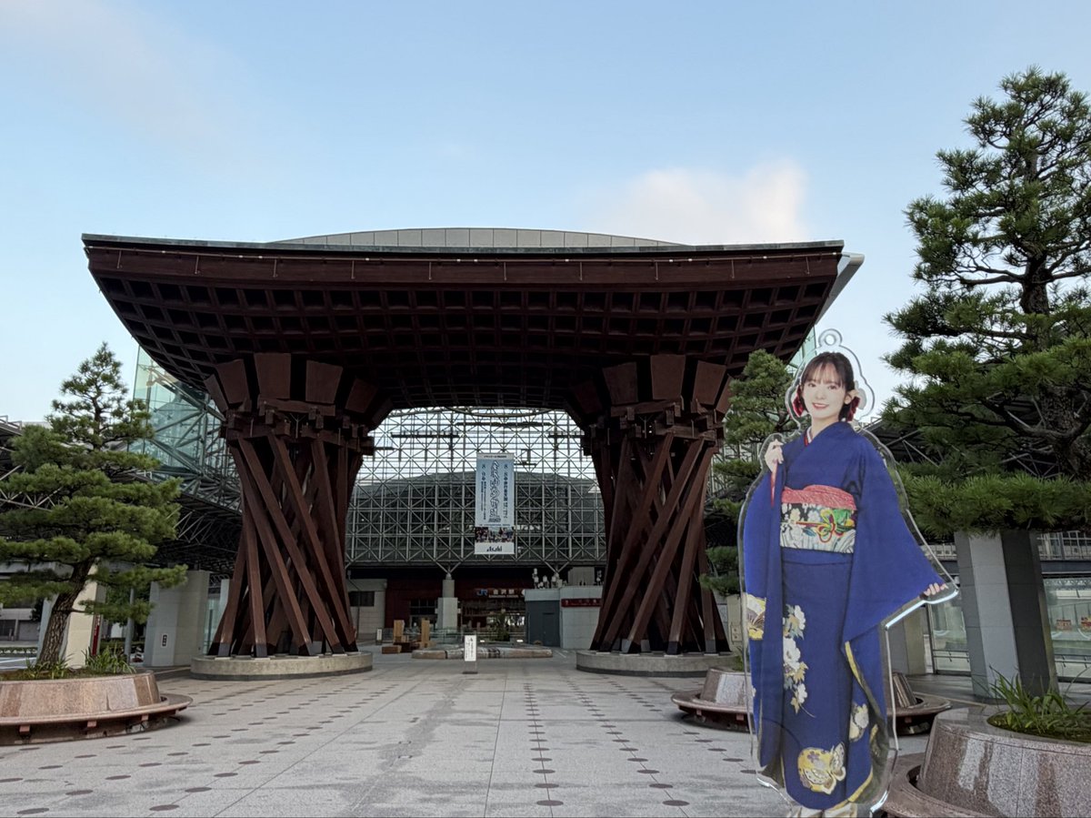 seattle_bunka's tweet photo. その高さはなんと13.7m https://t.co/FfFZcW4tvO