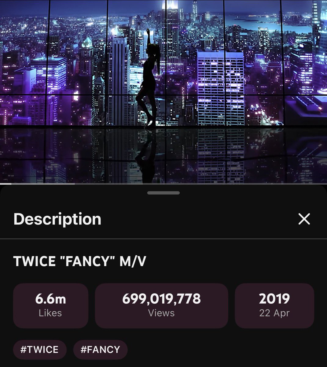 TwiceChartDatas's tweet photo. FANCY by TWICE is now less than 1M views away from surpassing 700M views on YouTube. https://t.co/wIYWy7iHOd
