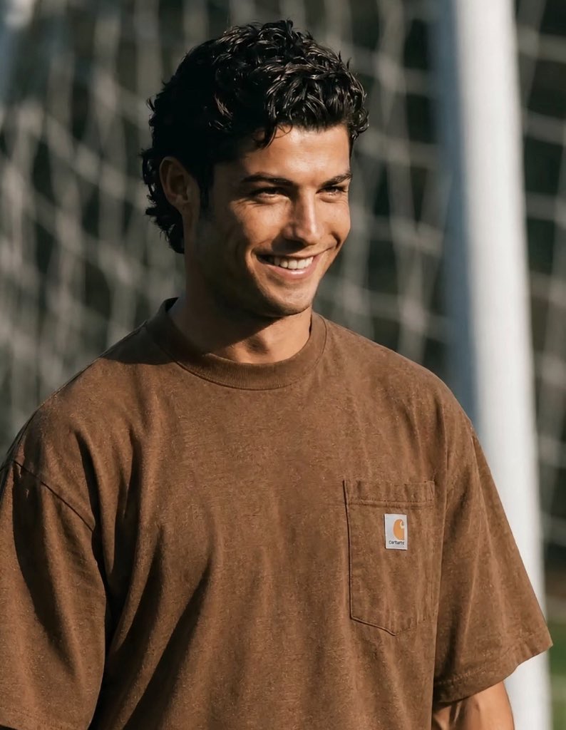 Jaggodc's tweet photo. He was so cute. I hate aging. 😏😩 https://t.co/QpagWk6yIN