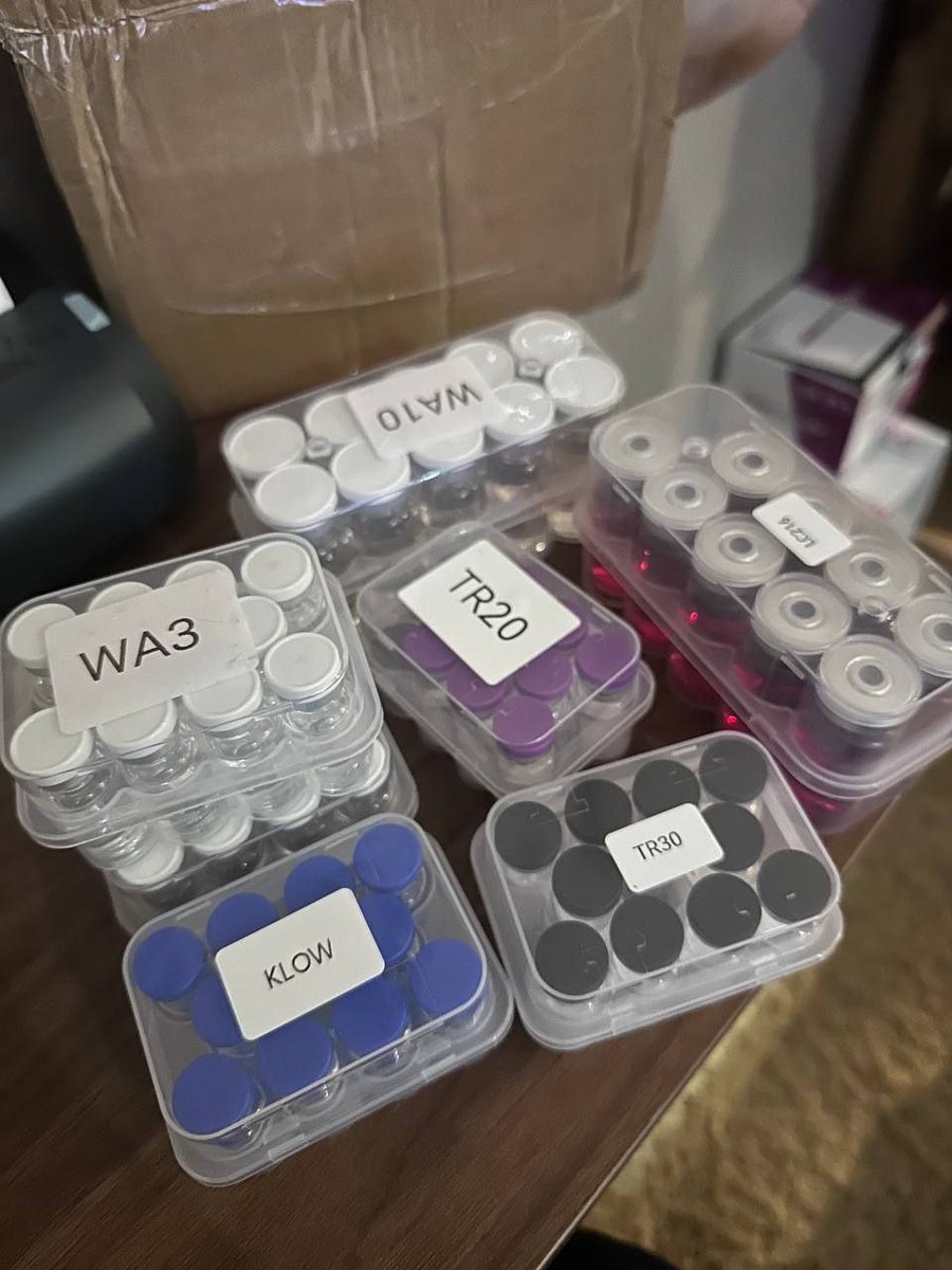 MadisonJamx70w's tweet photo. Stocked landed 📦🏈 
Lemme have your orders.
#drugtwt #peptime #peptiedtwt https://t.co/V1ydCtTGtJ