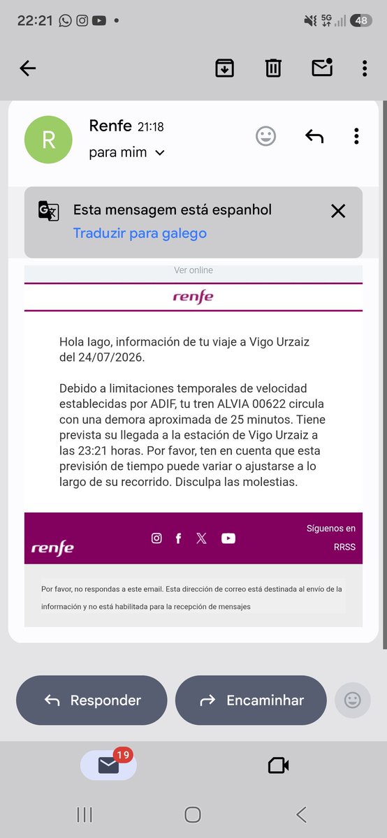 aballe_iago's tweet photo. Eres um puto génio  @oscar_puente_ . Em Vigo tivemos que cambiar de comboio para outro que estava em fronte. Caos total e absoluto.  Comboio cheio.  Ainda bom que só foram dois minutos de atraso.  Em Compostela Alvia de Ourense 20 min de atraso e troco de caminho de ferro. 😂😂😂 https://t.co/krcDjiJp86