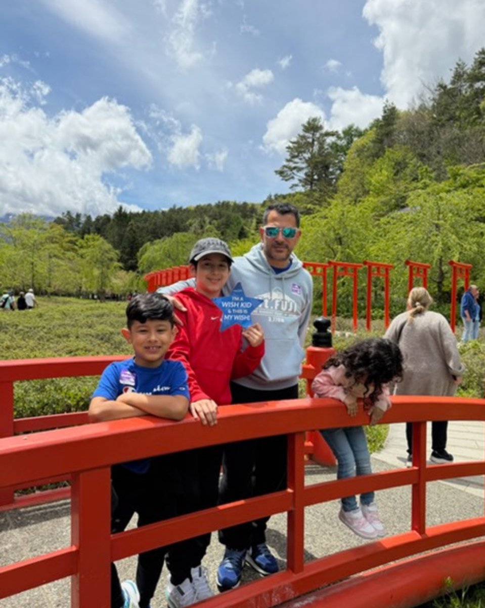 makeawishsfla's tweet photo. Lucciano, 13, who is battling leukemia, wished to travel to Japan and he had an incredible time exploring his new favorite place with his family!
 
Want to help make more life-changing wishes possible? 
Visit https://t.co/Qoh6BoZId6 or tap the link in our bio to get involved. ✨ https://t.co/ait85UJtpK