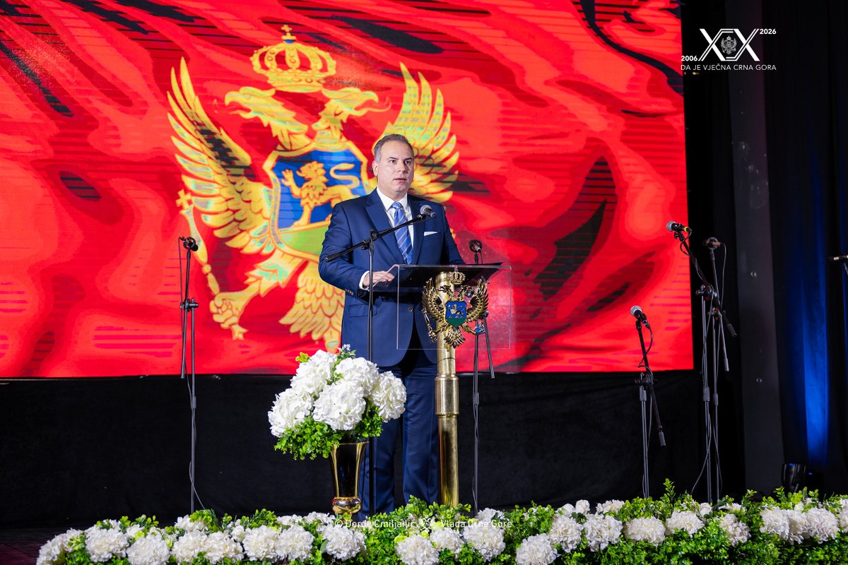 fivanovicpg's tweet photo. Била ми је част да се, у име предсједника Владе 🇲🇪, обратим на прослави 230. годишњице Мартинићке битке и истакнем свевремени значај завјета наших славних предака, који се данас чува слогом, одговорношћу према историји и борбом за опште добро. https://t.co/WQmHmYCqTA