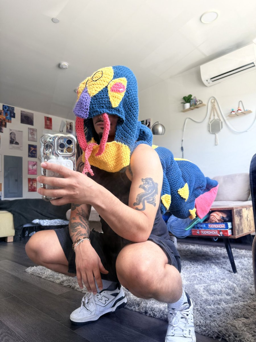 CR0SLAYER's tweet photo. need to crochet more poison types https://t.co/hkYPxr9Oy7