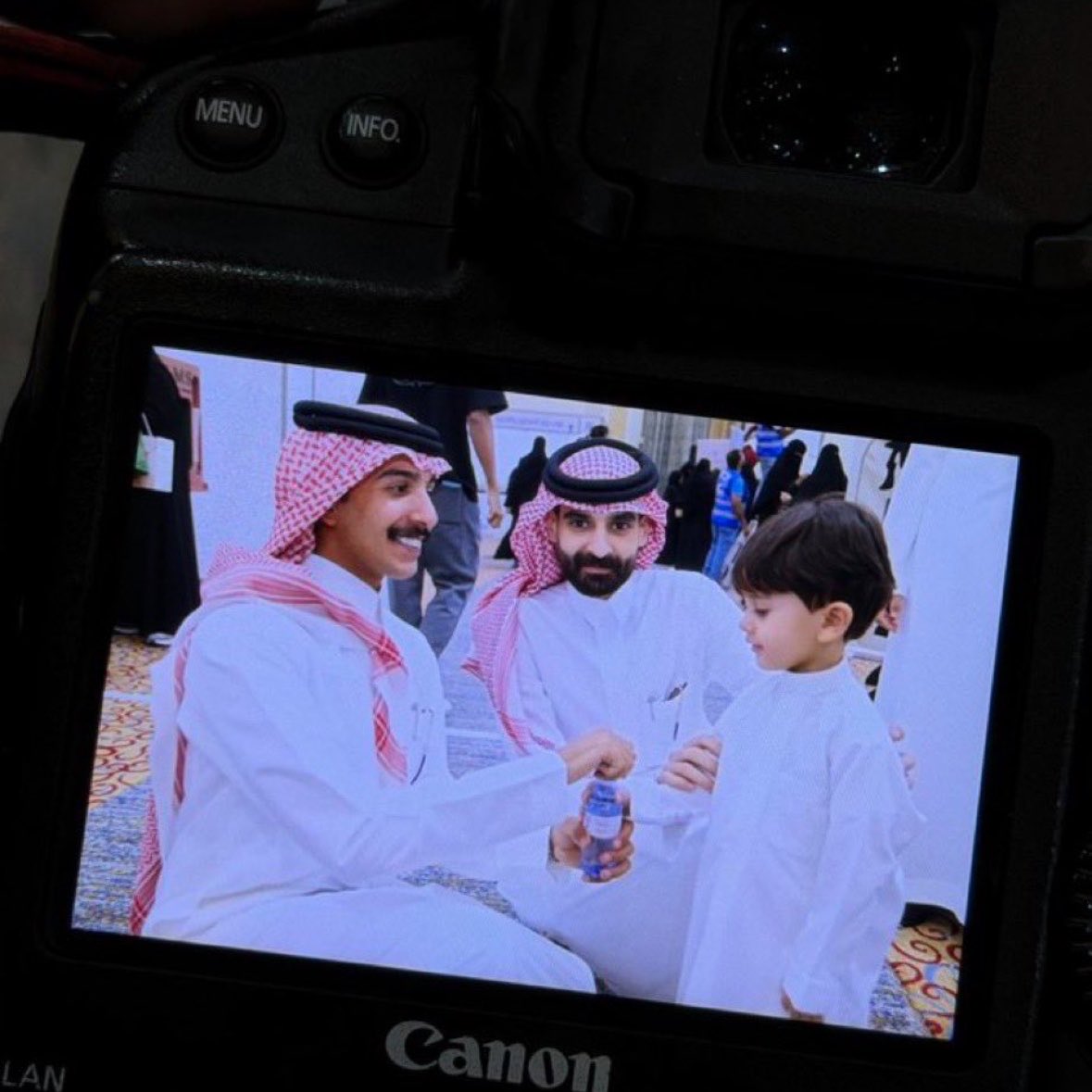 ٓ tweet media