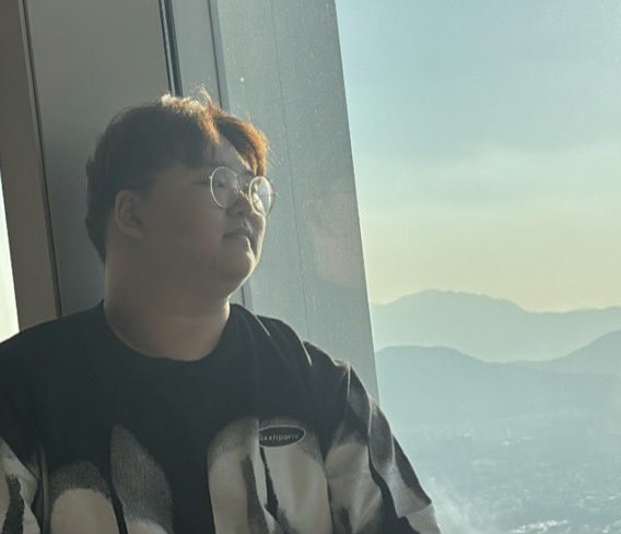 onzxk6's tweet photo. 진짜 ㅈㄴ웃기게 https://t.co/iuiEMbZxo8