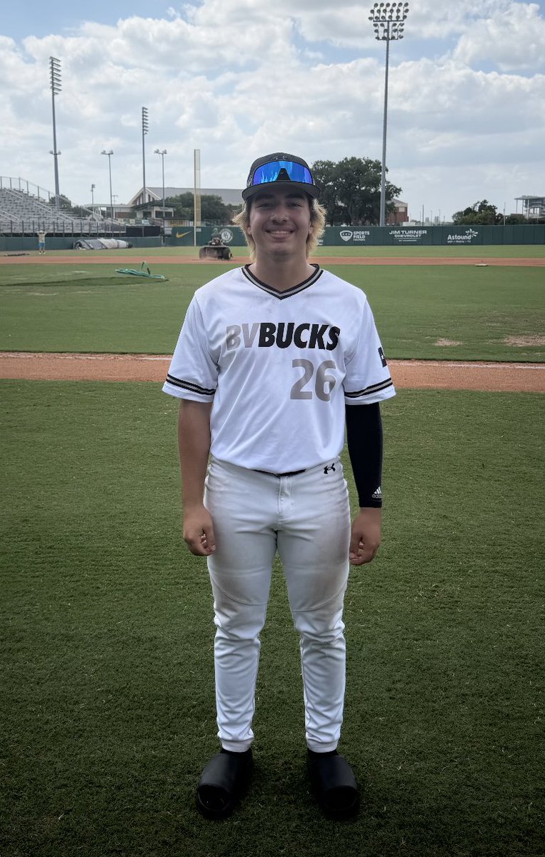 FiveToolTexas's tweet photo. F: @bvbucksbaseball 9, Dallas Tigers 17/18U Crawford 0
PoG: @brody_vaughn3 6 IP, H, 3 BB, 8K
Hitter: @JoseLombardo26 3-3, 2B, 2 RBI https://t.co/uaNOgx2Djf