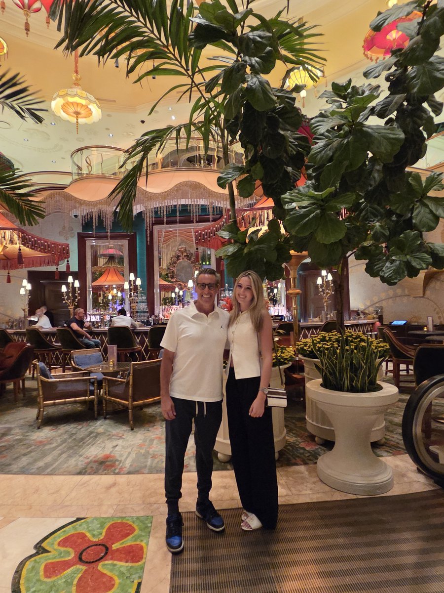 jbbernstein's tweet photo. Daddy - Daughter dinner night at #SW https://t.co/FiIwaJFtCI