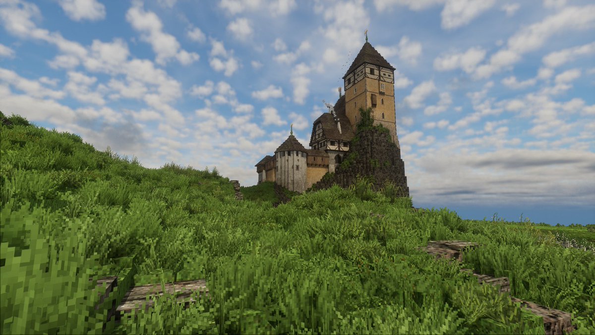 thekinderknight's tweet photo. Recently i’ve rebuilt a castle dear to me on the Torren server. Nebeskystejn Castle rises high above the southern Ol’dan Highlands, Tomorrow @ 11:00 AM the episode goes live on my youtube channel. Hope to see you there! #weareconquest #medieval #minecraft #thekinderknight https://t.co/V0X0u16hzN