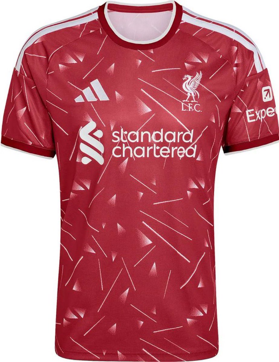 Tylera8c's tweet photo. @ConnerJCole_ Liverpools home kit I think is a fantastic kit great design all round and the Sponsor in the middle Makes it look  better https://t.co/F4SFgxMgwG