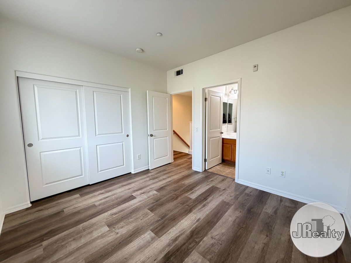 jrealty's tweet photo. 22919 Mariposa Ave 810, Torrance, CA 90502

For showing: https://t.co/t2PegXeShh

#torranceca #jrealty #PropertyManagement #condoforlease #forrent

Listed by Dylan Gallagher DRE# 02036528 https://t.co/9hWyxMtLZW