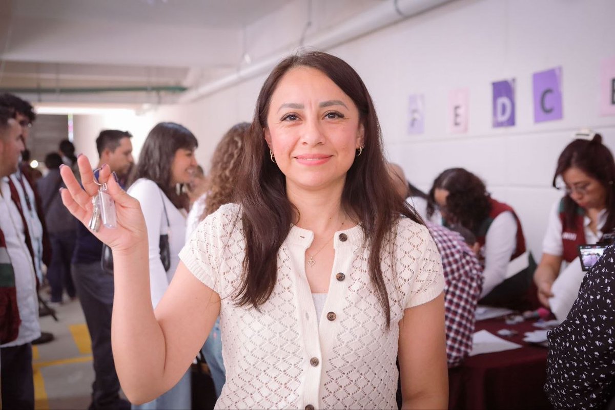Vivienda_CDMX's tweet photo. Con acciones como esta, seguimos construyendo una ciudad donde la vivienda no sea un privilegio, sino un derecho para todas y todos. 🏘️

#CapitalDeLaTransformación #DerechoALaVivienda #ViviendaSocial

3/3 🧵 https://t.co/XFTWy5tG1D