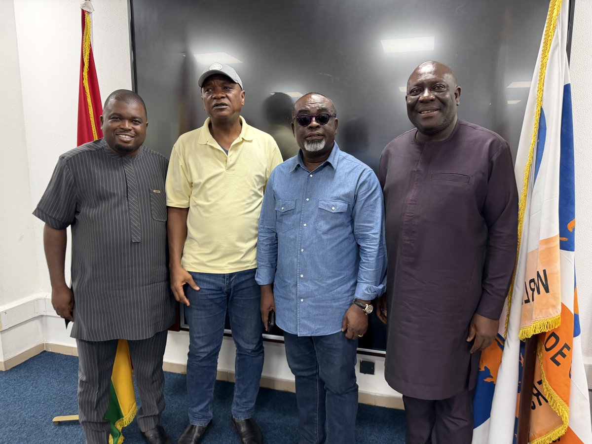 HeartsOfOakGH's tweet photo. 🔴🔵🟡 | 🌳 

Football rivals. Partners in progress. 🤝

HRM Togbe Afede XIV hosted Kotoko Board Chairman Mr James Osei Brown for productive discussions on advancing both clubs and Ghana football.

Thank you for the visit Fabulous!!!! https://t.co/BgJUgv8O4S