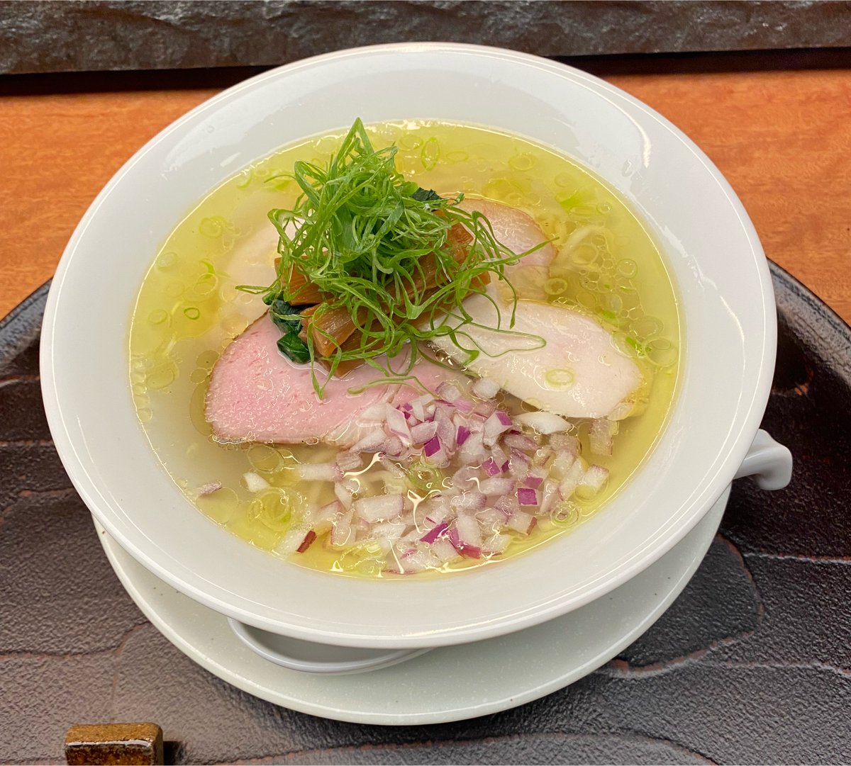 RKaryon50602's tweet photo. おはようございます！

7月25日土曜日　
11:30より営業させて頂きます🍜
ラストオーダーは14:30ですのでよろしくお願いします🙇‍♂️

ラーメンコースも当日11:00迄お受けしていますのでお気軽にご連絡ください✨
お一人でも是非いらして下さい😊
TEL03-6277-3050

ご来店お待ちしております😊🍜 https://t.co/ie6wRnKYTB