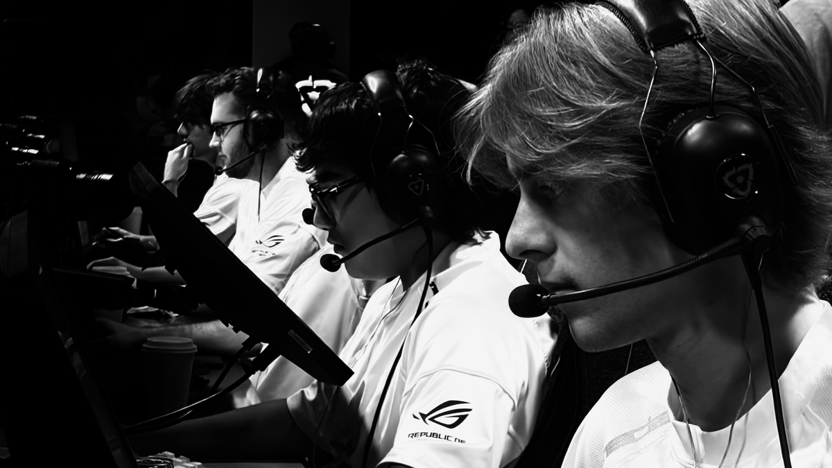 NRGgg's tweet photo. These guys are insanely locked in https://t.co/iNYUjhmt91