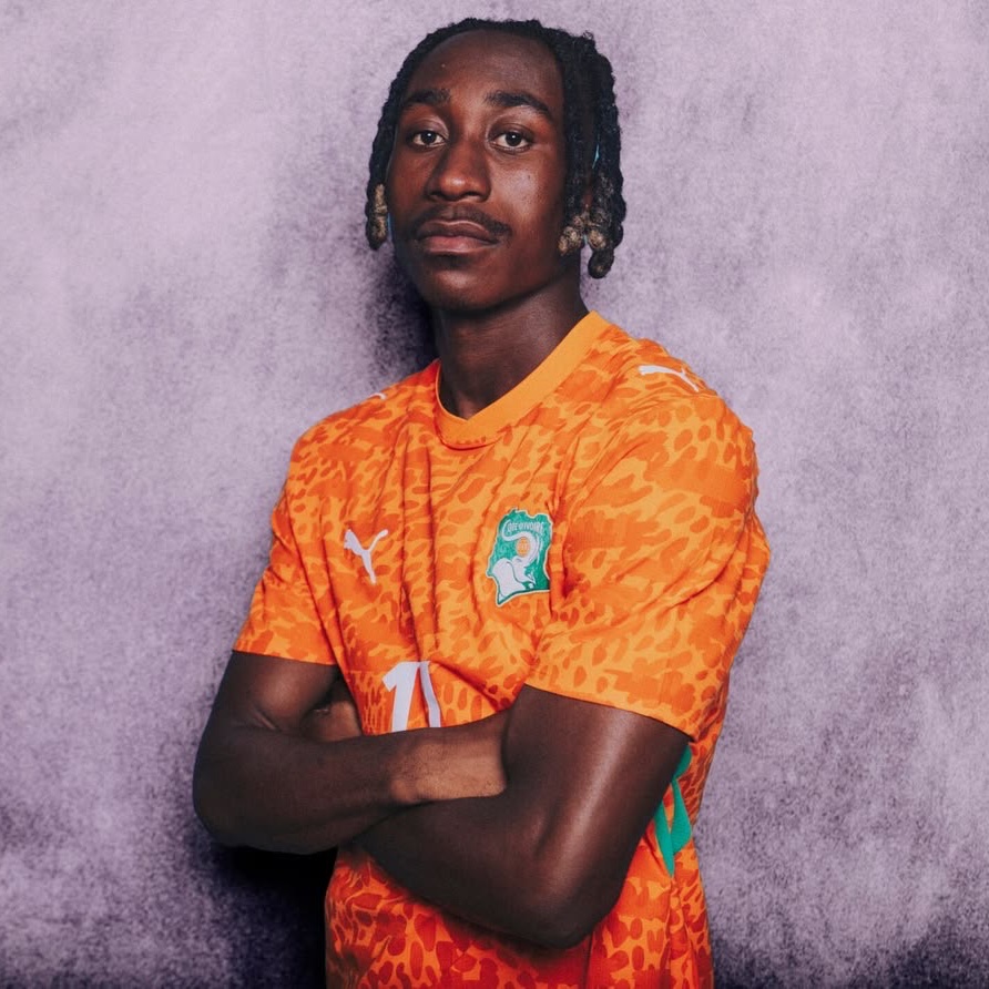 MadridXtra's tweet photo. 🚨🚨💣 BREAKING: REAL MADRID HAVE SENT A BID FOR YAN DIOMANDE. @FabrizioRomano https://t.co/V9w9wuBfV1