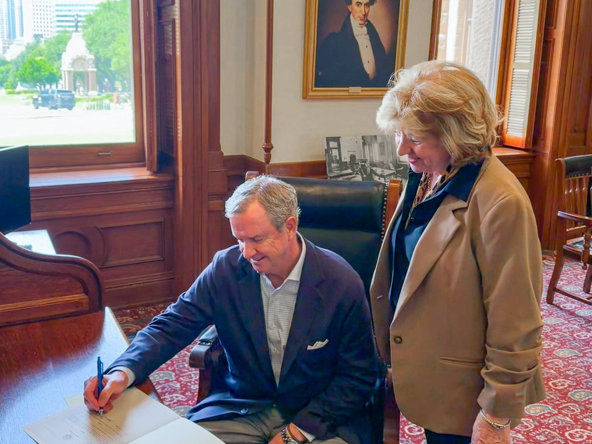 TXsecofstate's tweet photo. Secretary of State Robert Howden has completed his first week leading the Office of the Texas Secretary of State, marking the beginning of a new chapter for the agency. We look forward to the leadership and direction he will bring in the months ahead. https://t.co/ZXBcJlnls2