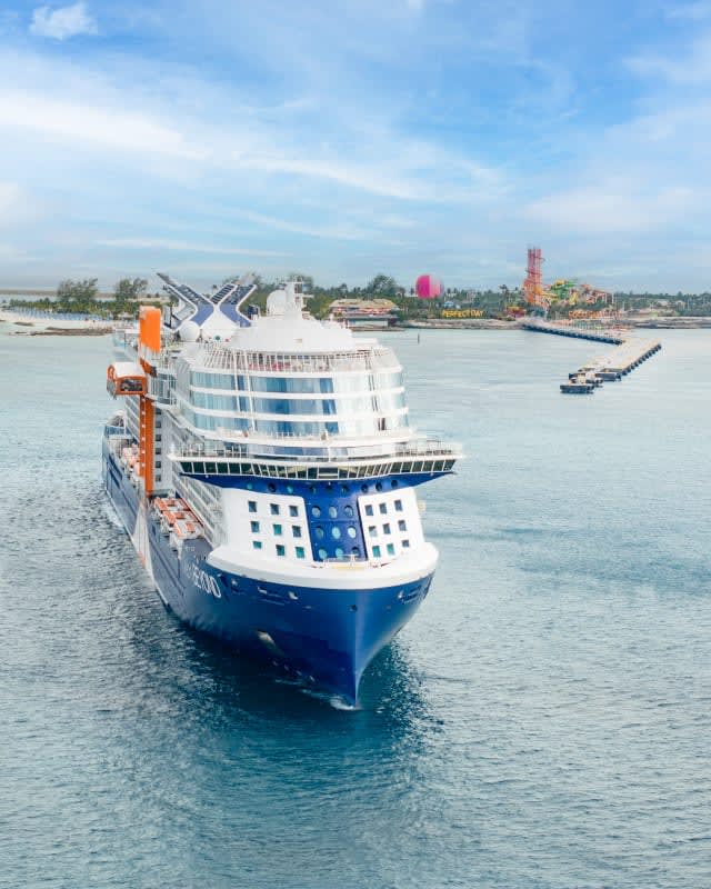 ColonyTravel's tweet photo. 🏝️🌞 Experience the Perfect Day at CocoCay with Celebrity Cruises! Whether you’re seeking adventure or relaxation, this private island has something for everyone. Ready for a day in paradise? Contact me to book your getaway! #PerfectDayAtCocoCay https://t.co/Xgr5tO87IH